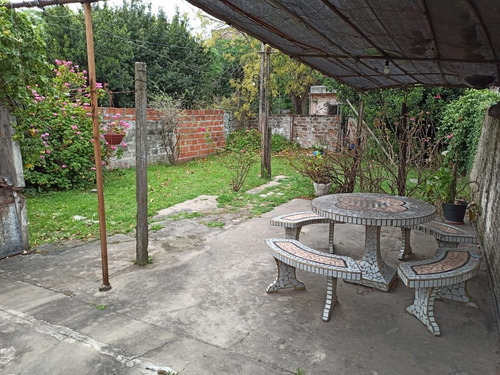 Casa De 4 Ambientes Más Casa De 3 Ambientes Isidro Casanova