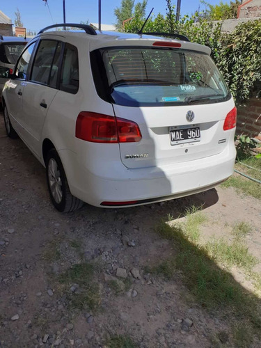Volkswagen Suran 1.6 Trendline 11b 2013