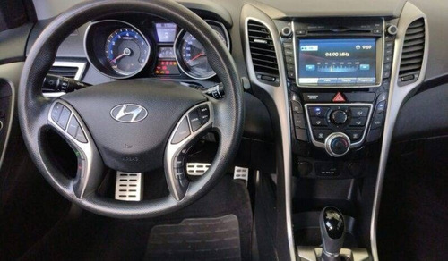 Imagem 5 de 11 de Hyundai I30 1.8 Mpi 16v Gasolina 4p Automatico