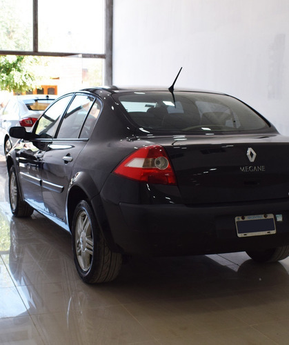 Imagen 5 de 8 de Renault Megane 2 In Black 2.0
