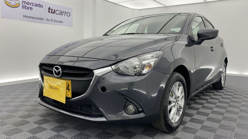 Imagen 1 de 25 de Mazda 2 Touring Mt