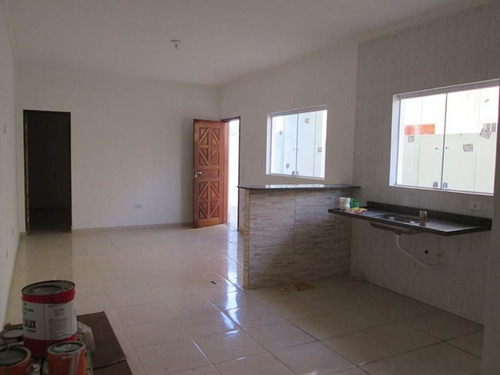 Imagem 2 de 12 de Casa - Venda - Savoy - Itanhaem - Ita1750