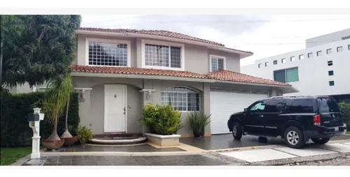 Casa En Venta En Campestre Morillotla