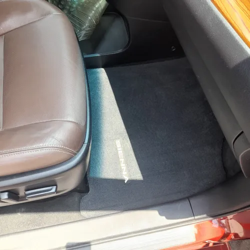 Toyota Sienna 3.5 Limited At