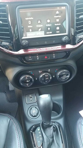Fiat Toro 2020 1.8 16v Freedom Flex 4x2 Aut. 4p