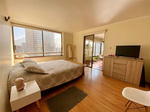 Departamento En Venta De 4 Dorm. En Las Condes