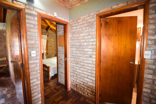 Casa En Alquiler Temporal En Piriápolis, Ideal Para Disfrutar En Vacaciones, Tres Dormitorios, Baño. A Metro Del Mar