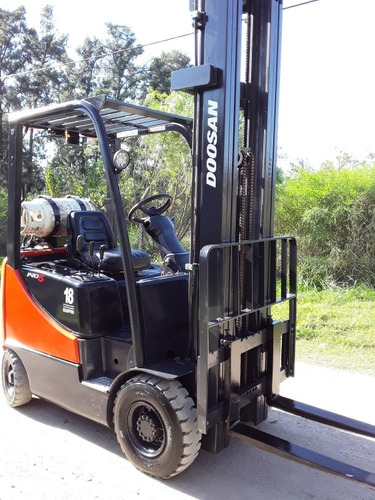 Autoelevador Doosan