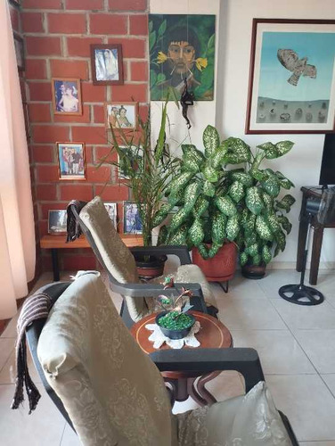Apartamento En Centro De Guatire.