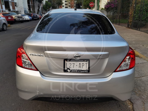 Nissan Versa 1.6 Drive At 2017