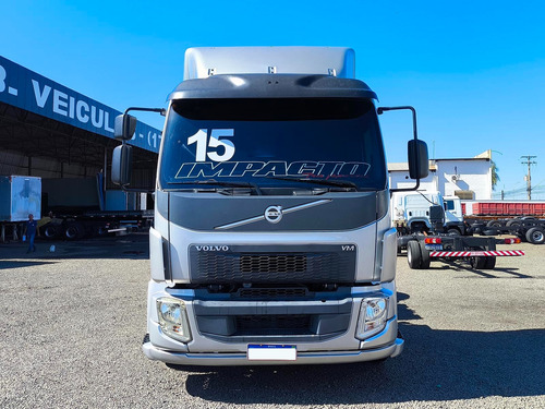Volvo Vm 330 2015 Cavalo 4x2 Toco, Leito, Ar, Automatico