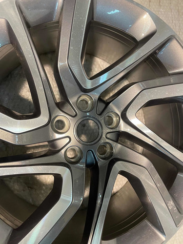 Roda Original De Land Rover New Discovery Ano 2020/21 Aro 21 (Usado)