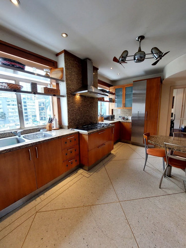 Apartamento En Venta En Plaza Francia Altamira Chacao Caracas