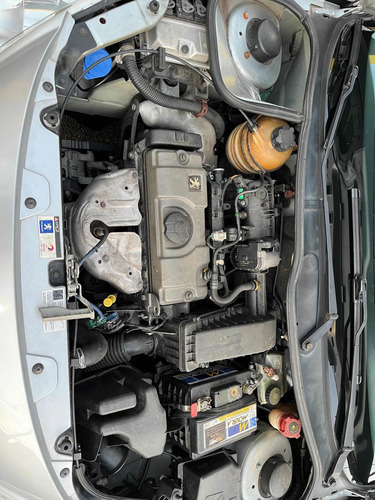 Imagem 6 de 6 de Peugeot 207 2010 1.4 Xr Flex 5p