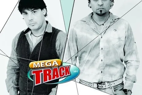 Una Historia Diferente - Mega Track (cd)