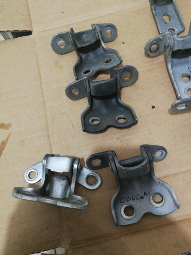 Imagen 3 de 3 de Bisagra De Puerta De Toyota Fortuner Cv26