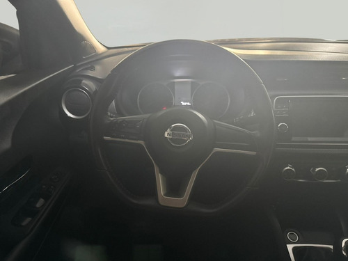 Nissan Kicks Advance MT F2