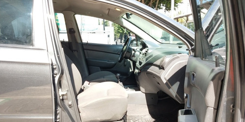 Imagen 10 de 15 de Chevrolet Aveo 2017 1.6 Ls Aa Radio Nuevo Mt