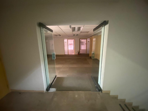 Edificio En Renta 1,778 M2. Parque Industrial Naucalpan.