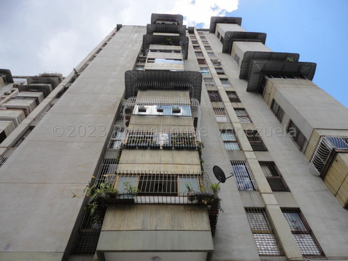 Apartamento En Venta - Delia Pereira