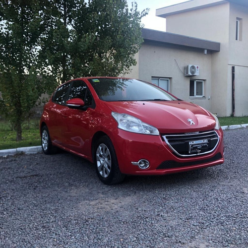 Peugeot 208 1.5 Active 2014