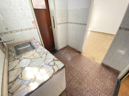 Imagen 6 de 19 de Ph Para Reciclar - 2 Ambientes Con Patio Y Terraza