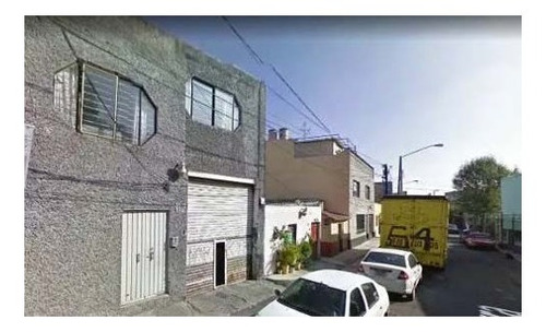 Imagen 1 de 1 de Edificio En Calle Río Becerra, Col. 8 De Agosto