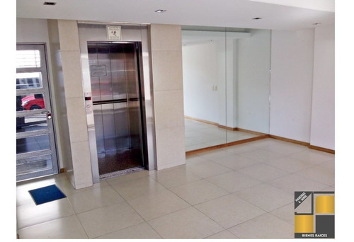Imagen 2 de 11 de Departamento En Venta En Valentin Alsina