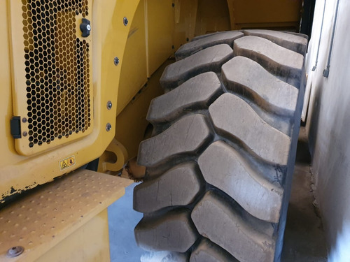 Imagem 8 de 13 de Pá Carregadeira Caterpillar 966 L An0 2017 4 Unidades