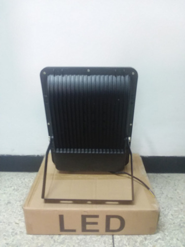 Reflector Led 200w 6500k Al 85-265v