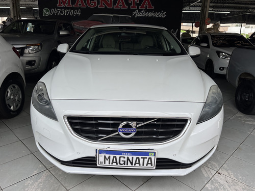 Volvo V40 2.0 T4 Dynamic Aut. 5p