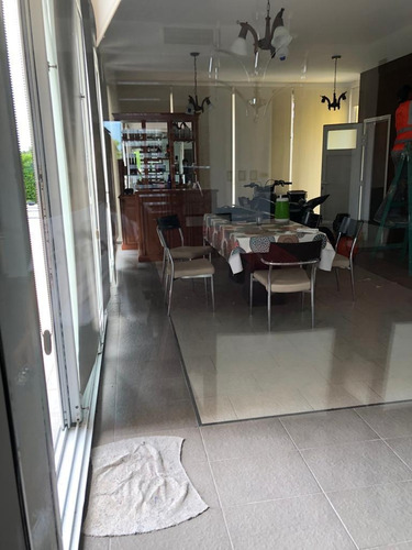 Casa En Venta En Club De Campo Las Cañuelas