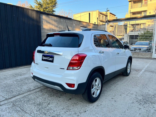Imagen 6 de 9 de Chevrolet Tracker Premier Manual