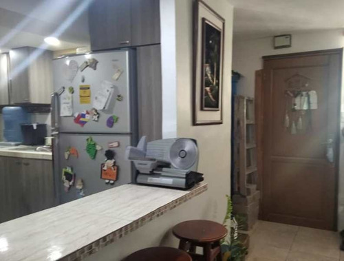 Imagen 3 de 10 de Se Vende Apto. 3h/ 1b./1p 64mts. Los Mecedores 1969