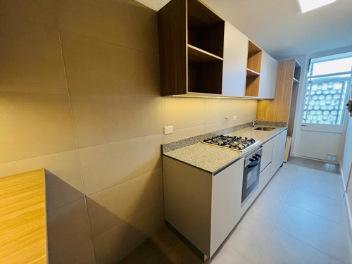 Departamento 4 Ambientes Al Frente Refaccionado A Nuevo-catalinas Sur-la Boca