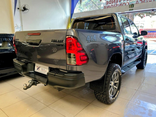 Toyota Hilux 2.7 SRV 4X4 CD 16V FLEX 4P AUTOMÁTICO