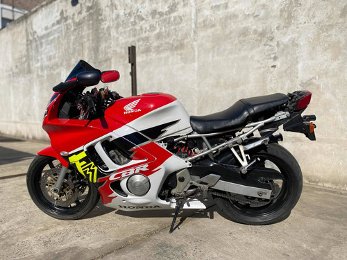 Imagen 1 de 9 de Honda Cbr F3