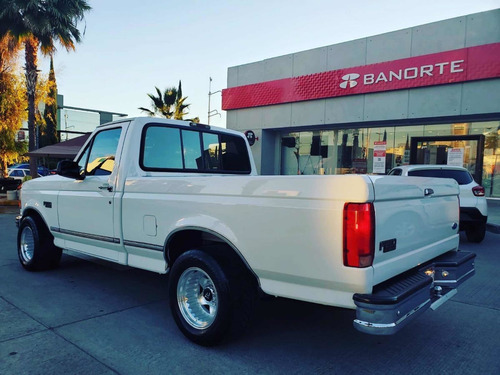 Imagen 11 de 15 de Ford F-250 Ford F-250 Lobo
