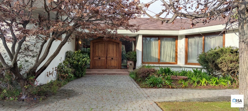 Imagen 21 de 30 de Maravillosa Casa En Sector Exclusivo De Lo Barnechea