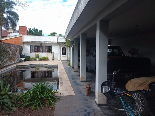 Muy Linda Casa Zona Estación Lemos Colegio Divina Pastora