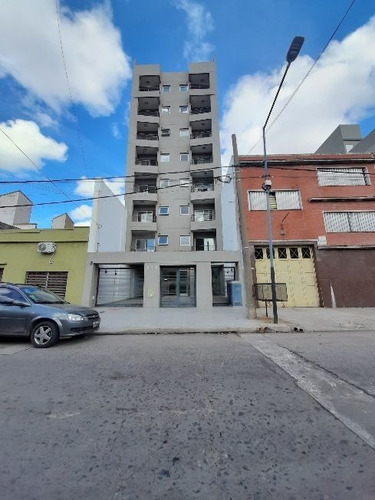 Imagen 2 de 16 de Departamento En Venta En Lanús Oeste