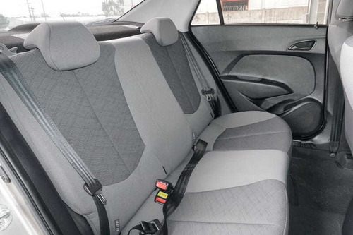 Imagem 10 de 14 de Hyundai Hb20s 1.0 Unique 2019