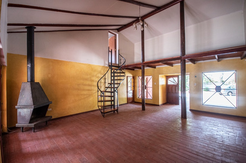 Imagen 6 de 30 de Gran Casa Chilena 5 Dormitorios, 4 Baños, Terreno 2.415 Mts2