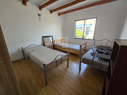 Casa Para Empresa Con Capacidad Para 20-25 Personas.