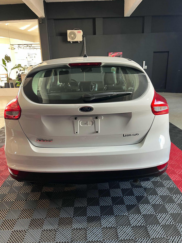 Ford Focus III 1.6 S