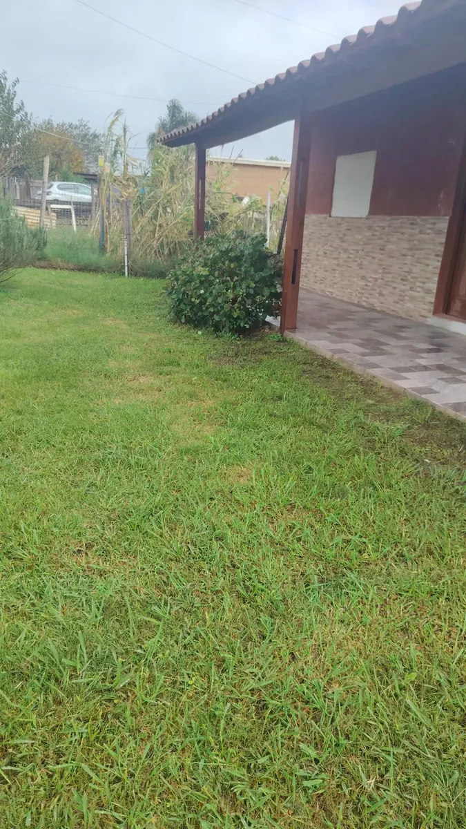 Casa Con Terreno Amplio . Barrio Lacrosse. A La Vuelta De Escuela Y Utu · Foto 2