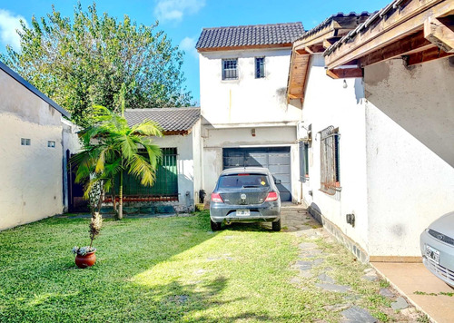 Venta Casa 6 Ambientes Cochera Longchamps