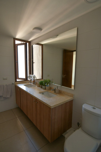 Arriendo Dpto Cercano A Costanera Sur, Vitacura