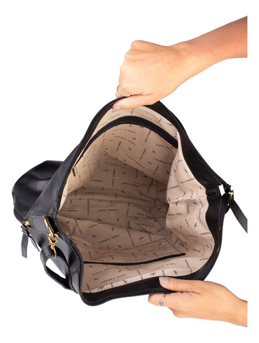 Bolsa Saco Mochila Em Couro Liso Charlote Cor Preto Desenho do tecido Lisa