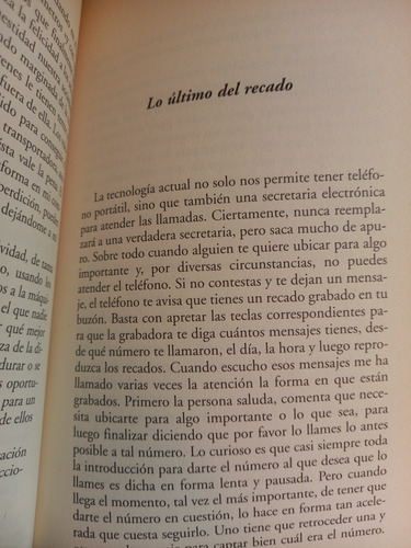 Libro De Columnas Reflexivas Del Cura Felipe Berrios S.j. (Usado)